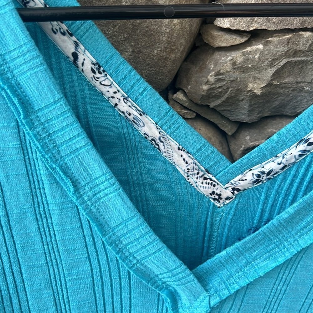 Anthropology V-Neck Turquoise Women Top - Picture 2 of 4